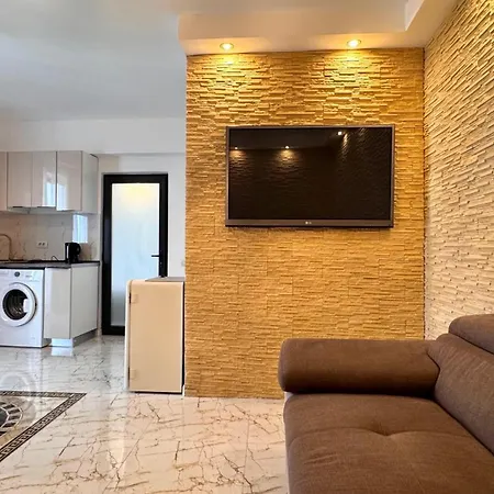 Διαμέρισμα Mamaia 33 *